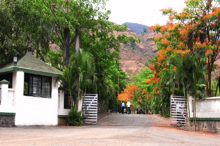 https://cache.careers360.mobi/media/colleges/social-media/media-gallery/11033/2019/2/22/Campus View of Brahma Valley College of Technical Education Nashik_Campus-View.jpg